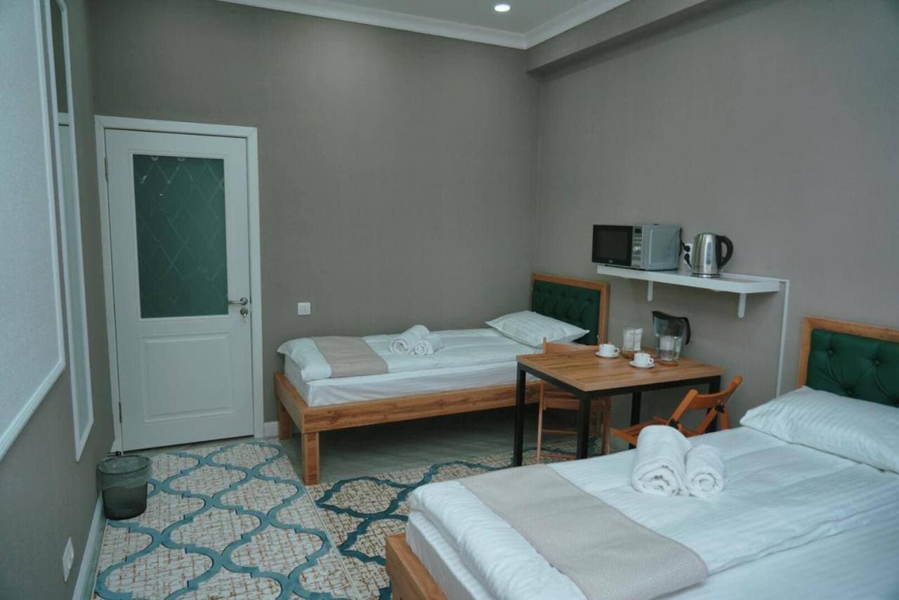 Halal Apart Hotel Almaty Luaran gambar